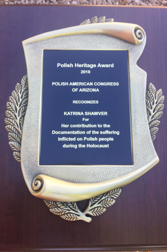 Katrina Shawver Accepts Polish Heritage Award for Henry